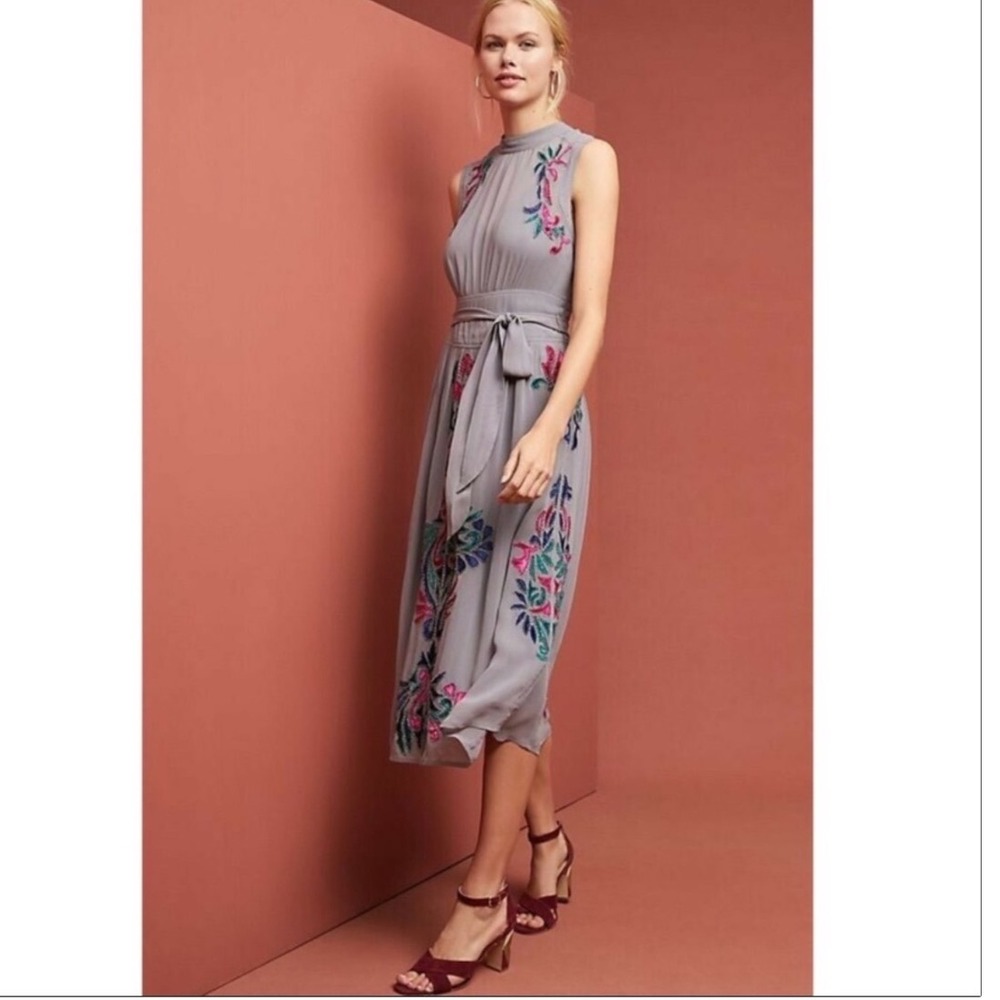 Vanessa Virginia Anthropologie‎ Grey Embroidered Beaded Midi Dress Size 10 NEW